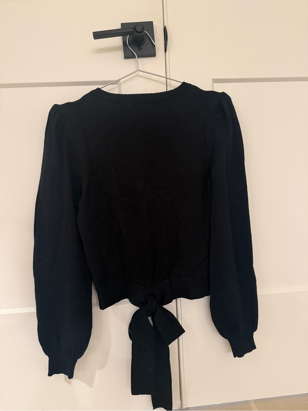Francesca's Collections Black Puff Sleeve Tie-Back Top